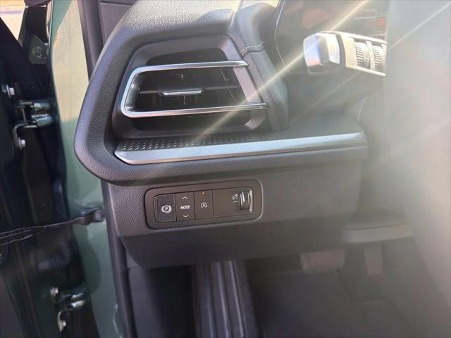 2027 Chevrolet Traverse FWD LT