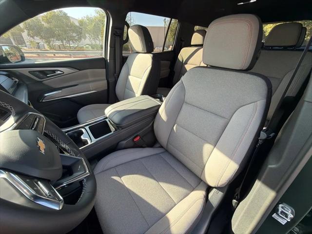 2027 Chevrolet Traverse FWD LT