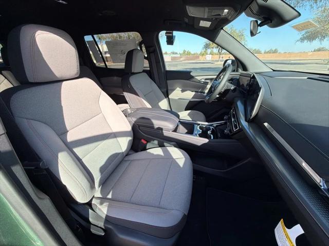 2027 Chevrolet Traverse FWD LT
