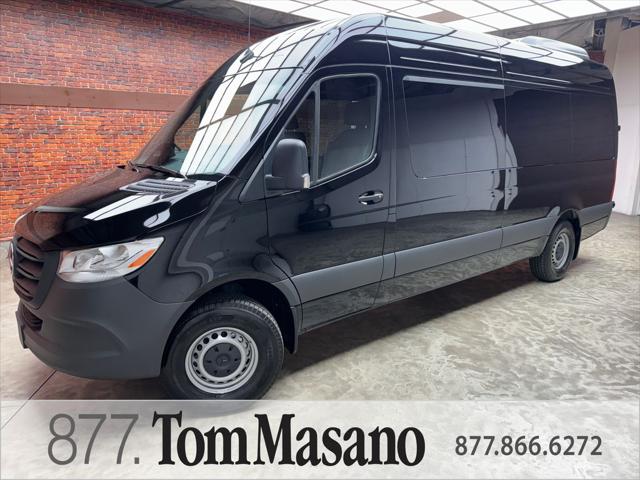 2026 Mercedes-Benz Sprinter 2500 Passenger 170 WB for sale in Reading, PA