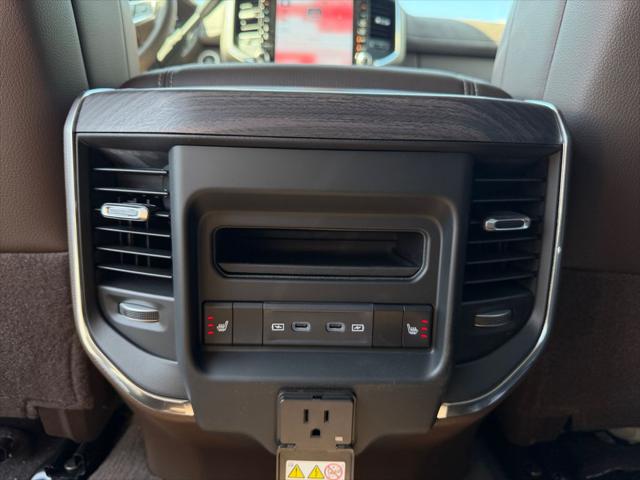 2026 Ram 3500 Laramie Crew Cab 4x4 8 Box