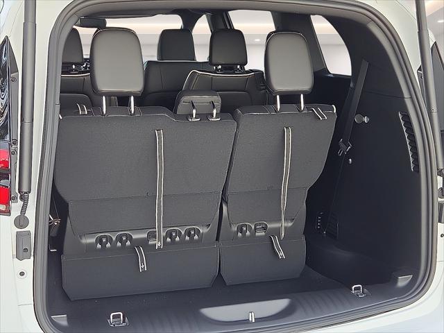 2027 Chrysler Pacifica Limited AWD