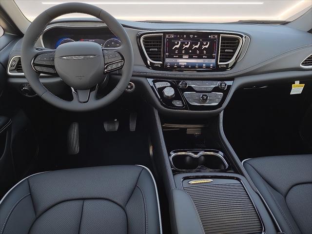 2027 Chrysler Pacifica Limited AWD