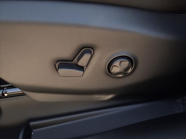 2027 Chrysler Pacifica Limited AWD