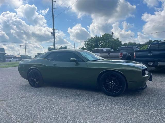 2018 Dodge Challenger SXT Plus