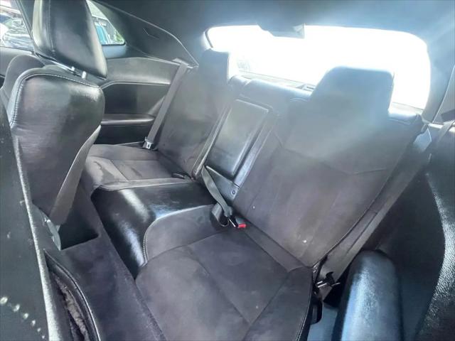 2018 Dodge Challenger SXT Plus