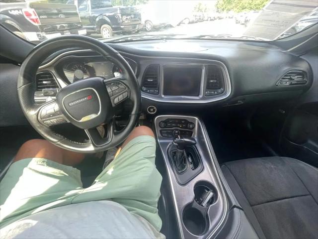 2018 Dodge Challenger SXT Plus