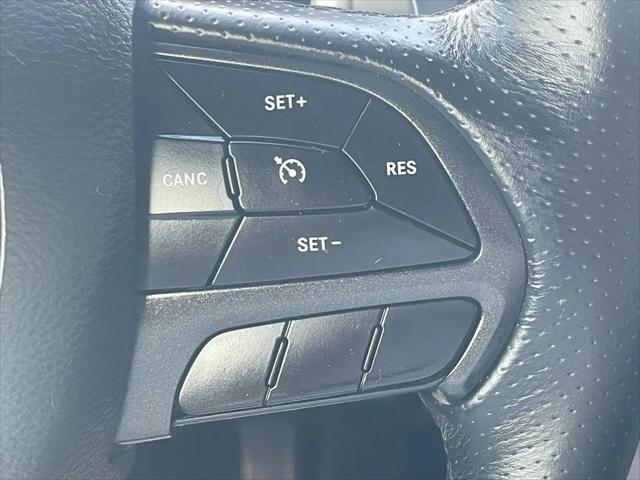 2018 Dodge Challenger SXT Plus