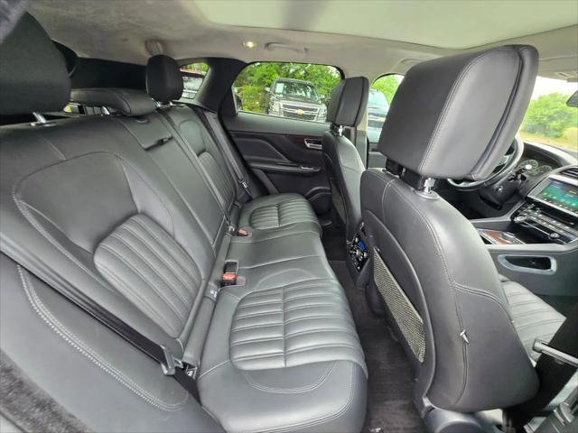2018 Jaguar F-PACE 30t Portfolio