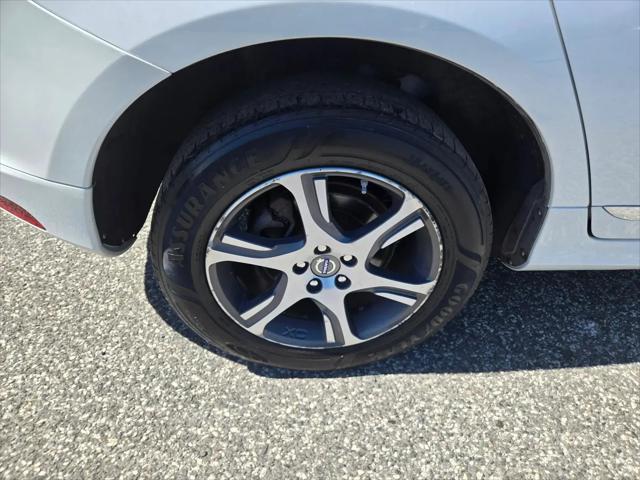 2015 Volvo XC60 T6 Premier Plus