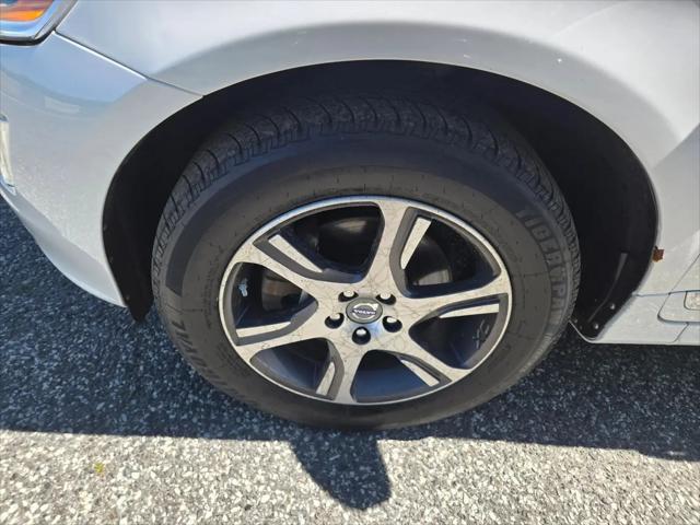 2015 Volvo XC60 T6 Premier Plus