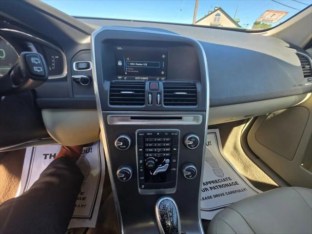 2015 Volvo XC60 T6 Premier Plus