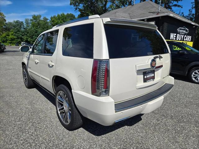 2013 Cadillac Escalade Premium