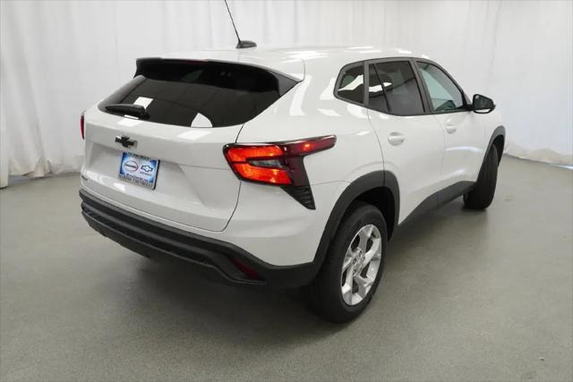 2026 Chevrolet Trax FWD LS