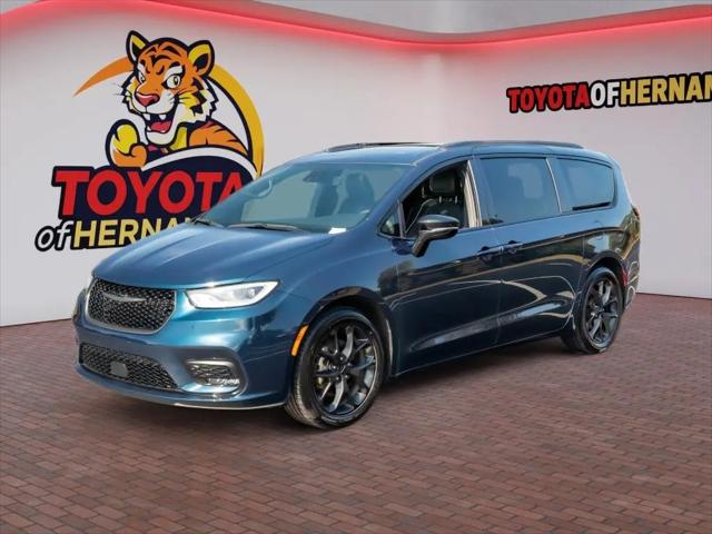 2025 Chrysler Pacifica Limited for sale in Hernando, MS
