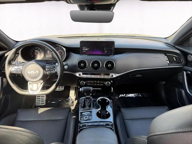 2023 Kia Stinger GT-Line