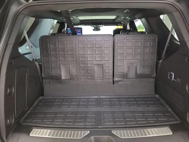 2023 GMC Yukon 4WD Denali