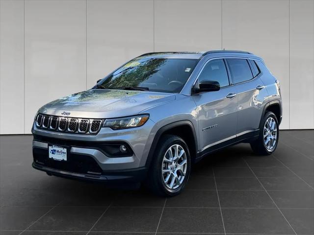 2023 Jeep Compass Latitude Lux FWD for sale in Putnam, CT