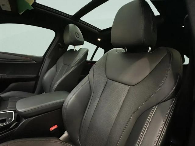 2024 BMW X4 xDrive30i