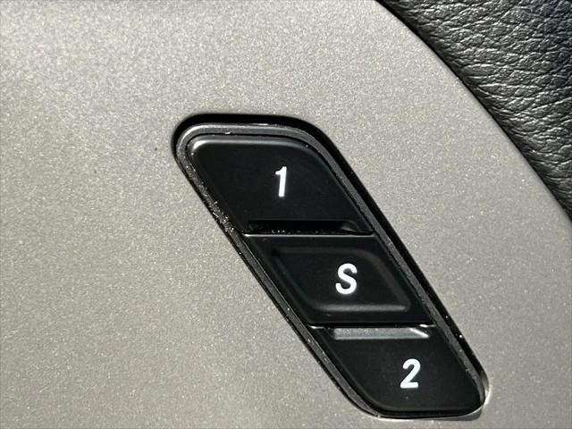 2027 Chrysler Pacifica Select AWD