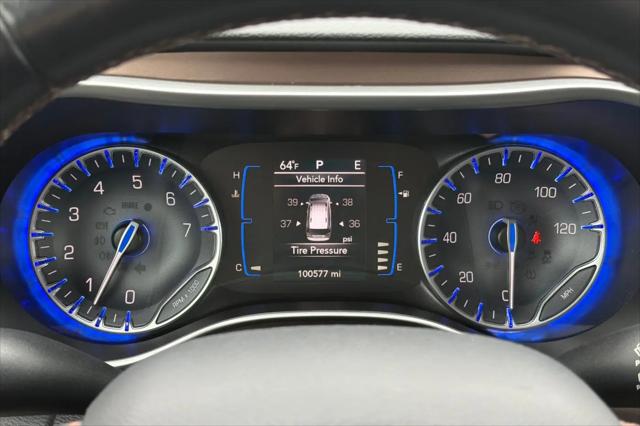 2017 Chrysler Pacifica Touring-L