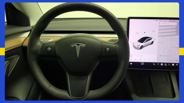 2021 Tesla Model 3 Standard Range Plus Rear-Wheel Drive