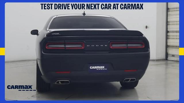 2021 Dodge Challenger SXT