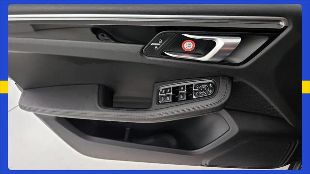 2021 Porsche Macan Macan