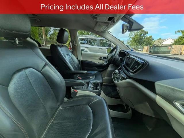 2019 Chrysler Pacifica Touring L