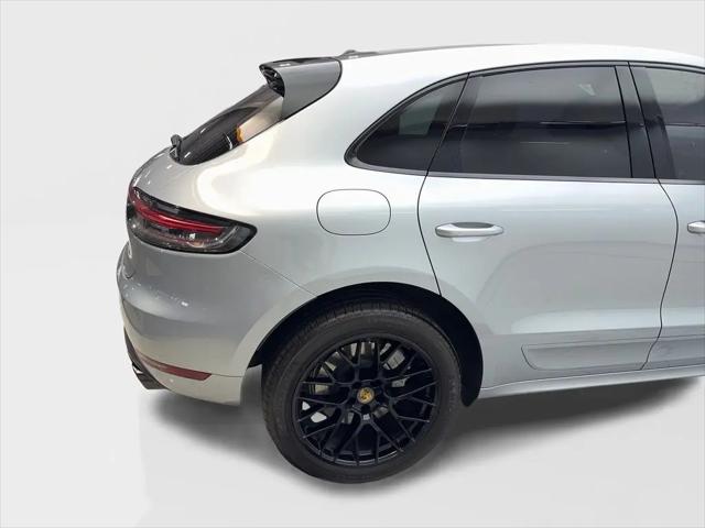 2021 Porsche Macan Turbo