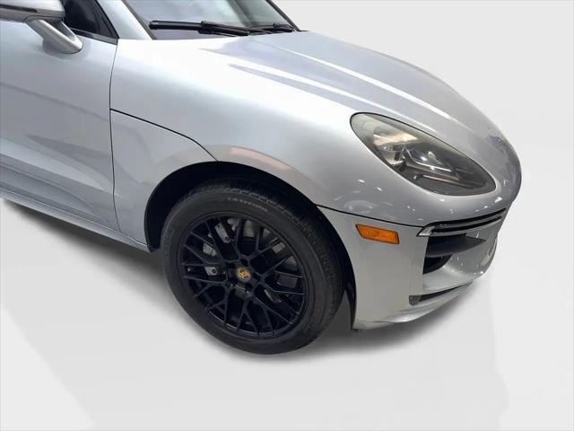2021 Porsche Macan Turbo