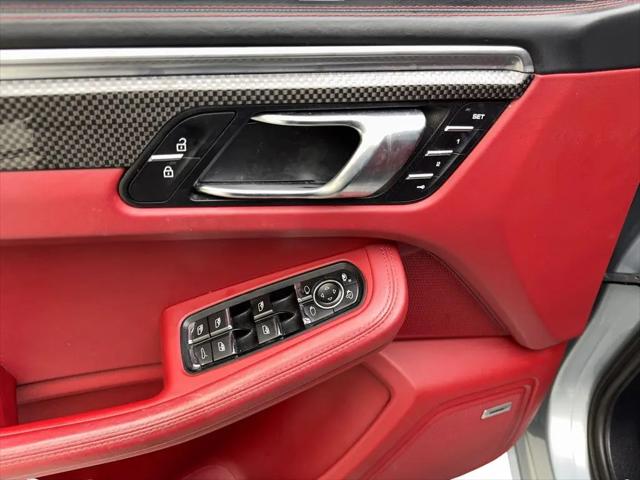2021 Porsche Macan Turbo