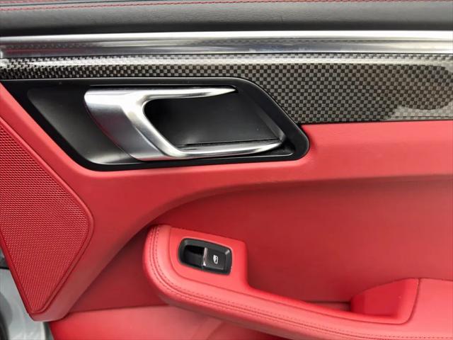 2021 Porsche Macan Turbo