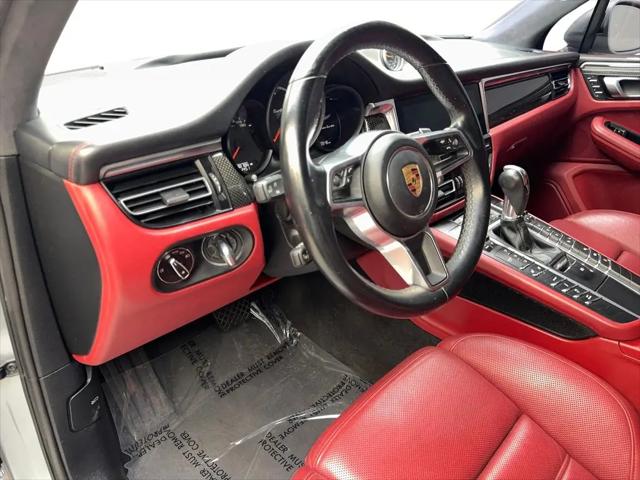 2021 Porsche Macan Turbo