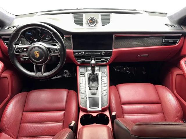 2021 Porsche Macan Turbo