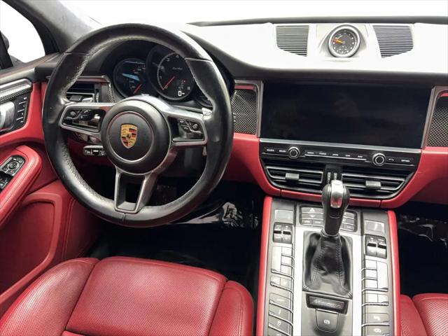 2021 Porsche Macan Turbo