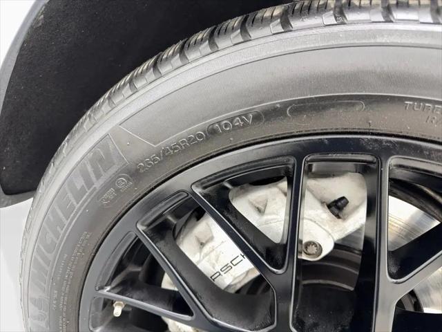 2021 Porsche Macan Turbo