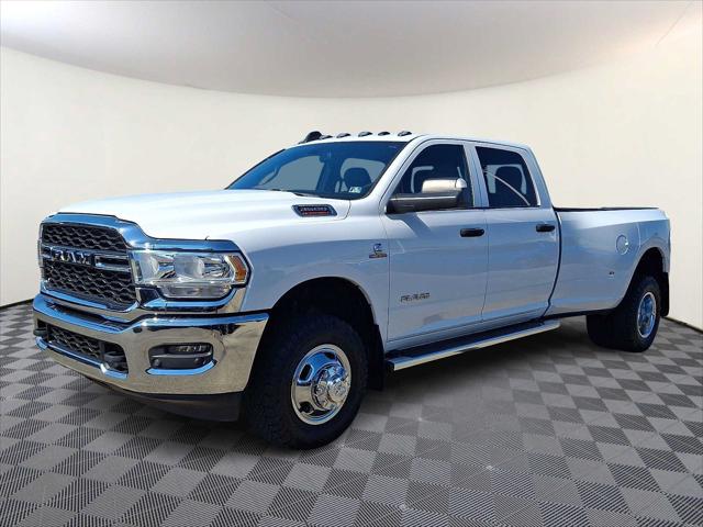 2022 RAM 3500 Tradesman Crew Cab 4x4 8 Box 2022 RAM 3500 Tradesman Crew Cab 4x4 8 Box