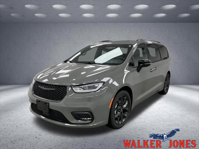 2025 Chrysler Pacifica Limited for sale in Waycross, GA