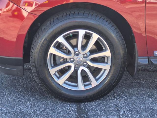 2015 Nissan Pathfinder SL