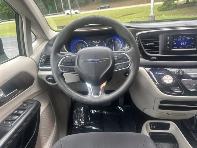 2017 Chrysler Pacifica LX
