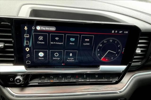 2023 GMC Sierra 1500 2WD Crew Cab Short Box SLT