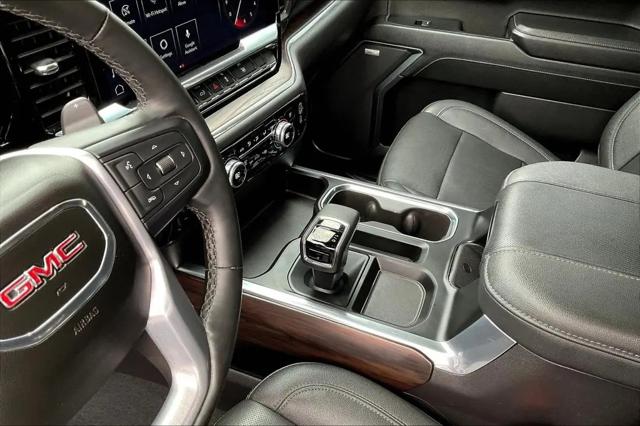 2023 GMC Sierra 1500 2WD Crew Cab Short Box SLT