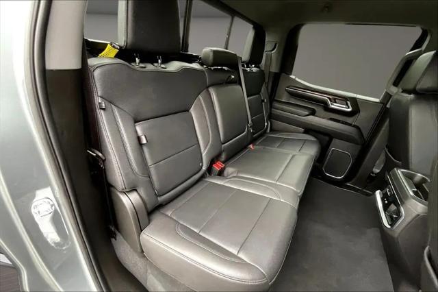 2023 GMC Sierra 1500 2WD Crew Cab Short Box SLT