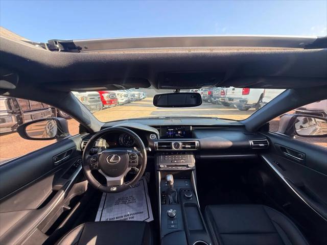 2016 Lexus IS 200t IS 200t