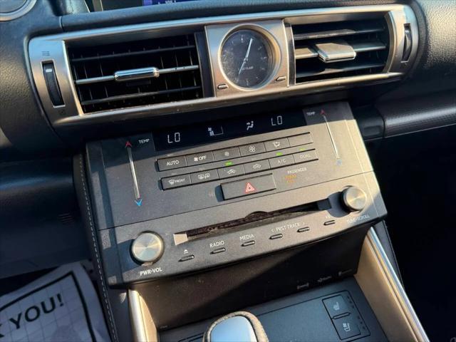 2016 Lexus IS 200t IS 200t