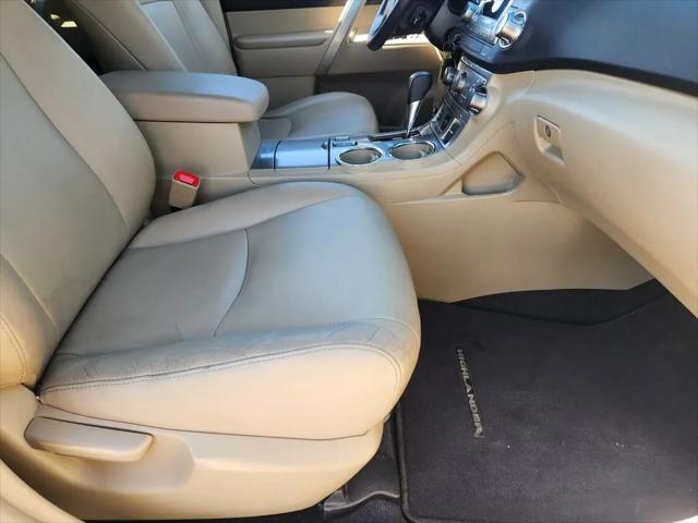 2012 Toyota Highlander SE V6