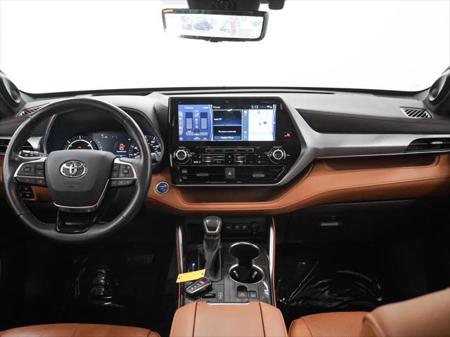 2020 Toyota Highlander Hybrid Platinum