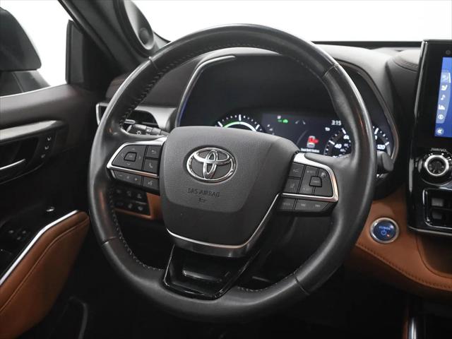 2020 Toyota Highlander Hybrid Platinum