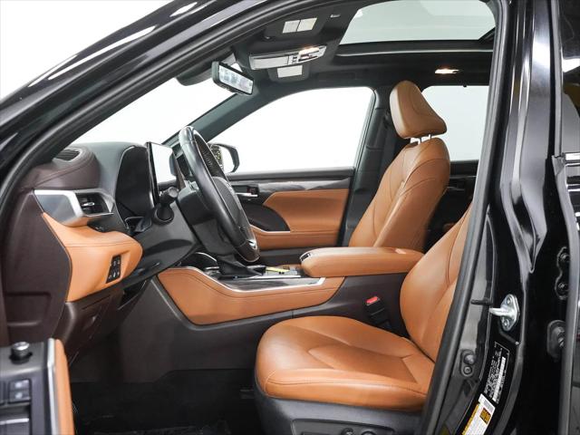 2020 Toyota Highlander Hybrid Platinum